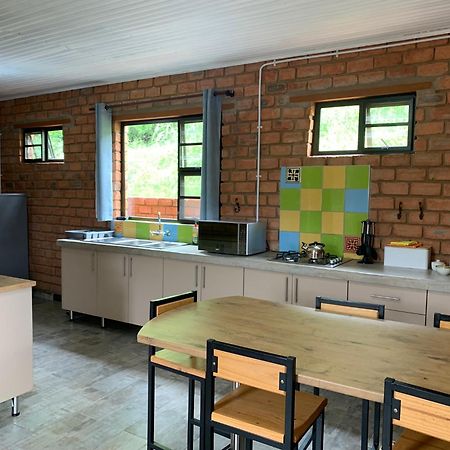 Otavi Vineyards Self-Catering & Camping Extérieur photo
