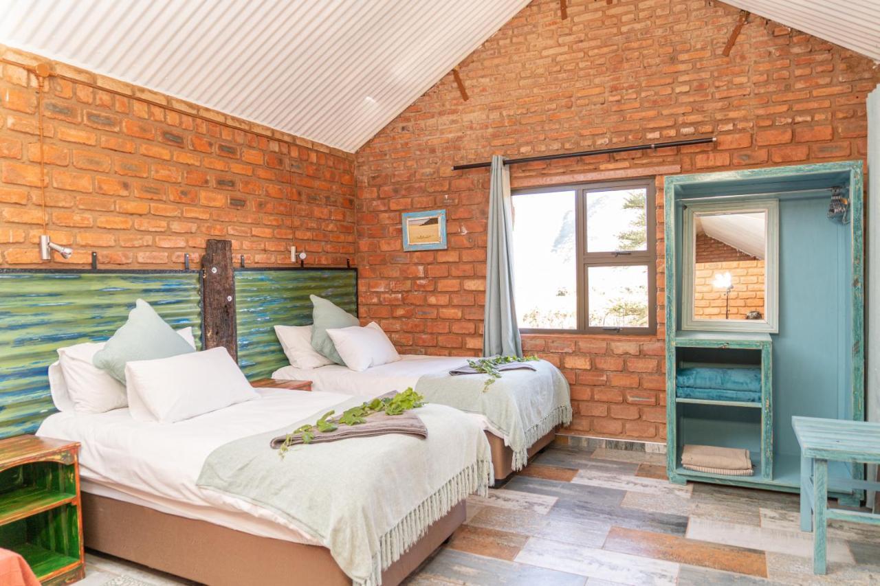 Otavi Vineyards Self-Catering & Camping Extérieur photo