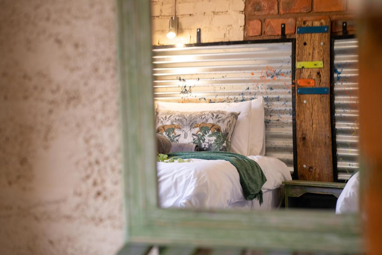 Otavi Vineyards Self-Catering & Camping Extérieur photo