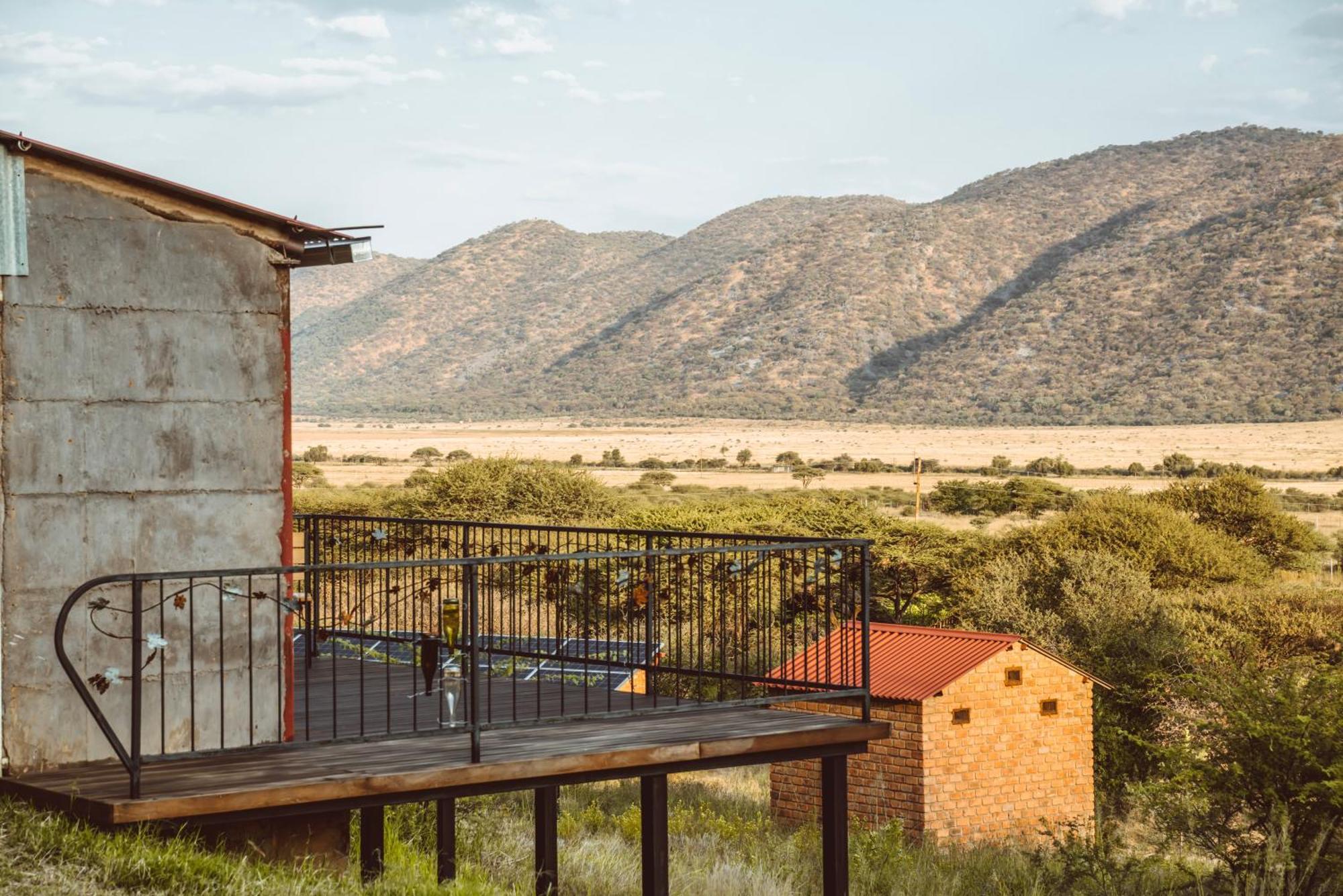 Otavi Vineyards Self-Catering & Camping Extérieur photo