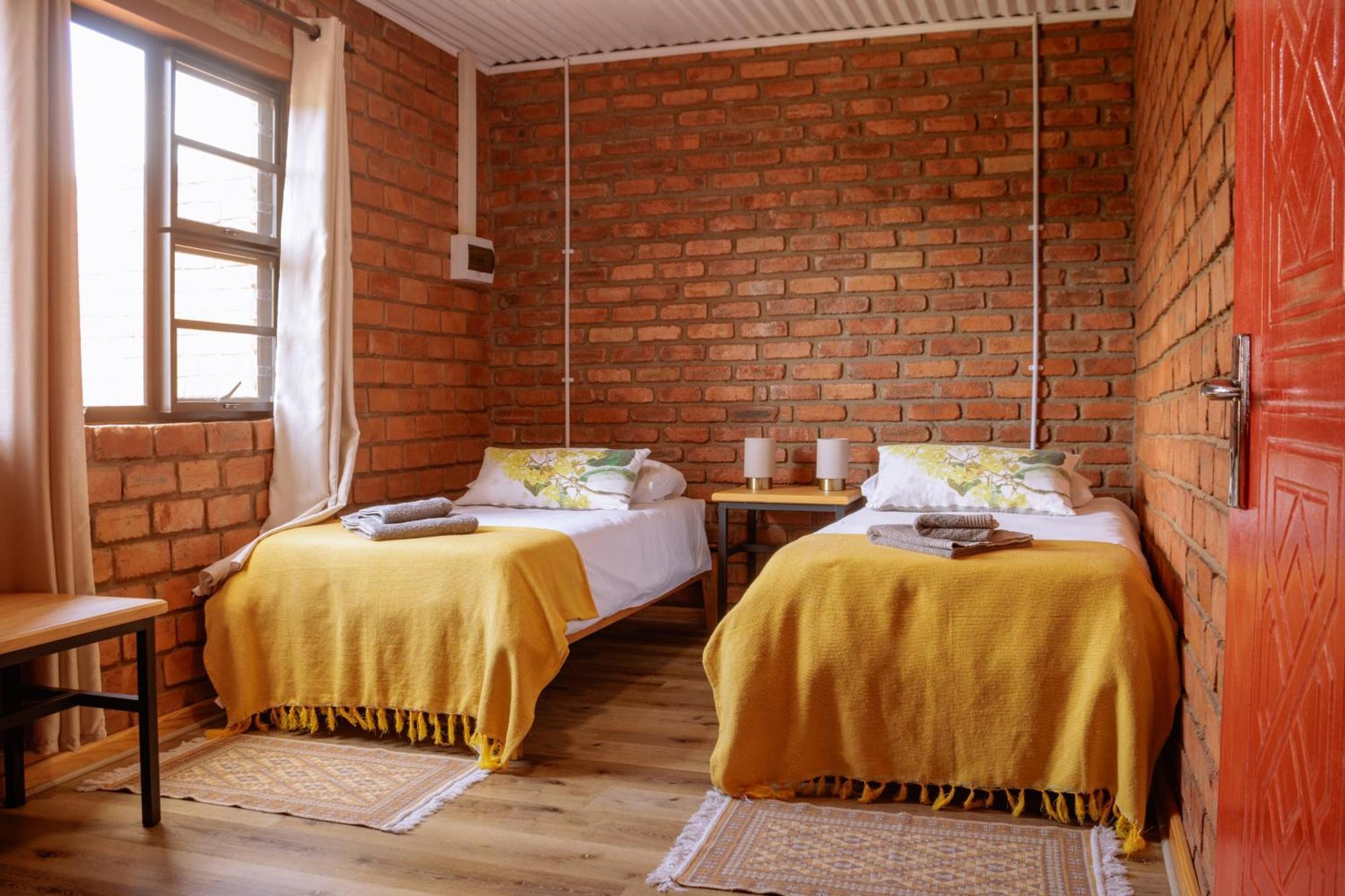 Otavi Vineyards Self-Catering & Camping Extérieur photo