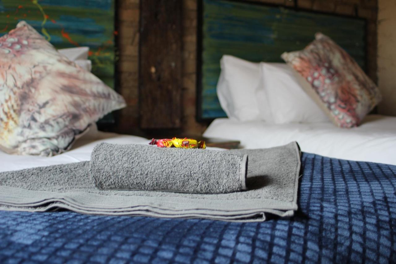 Otavi Vineyards Self-Catering & Camping Extérieur photo