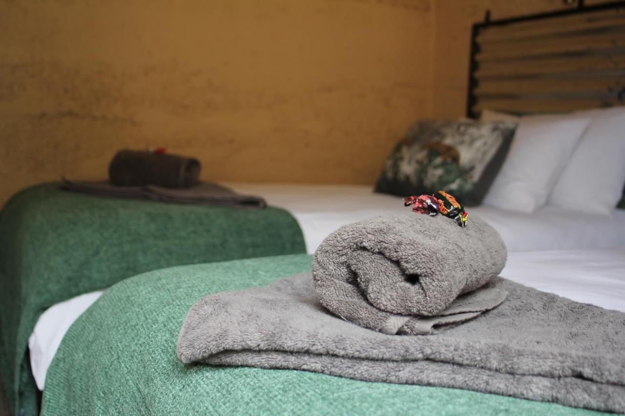 Otavi Vineyards Self-Catering & Camping Extérieur photo