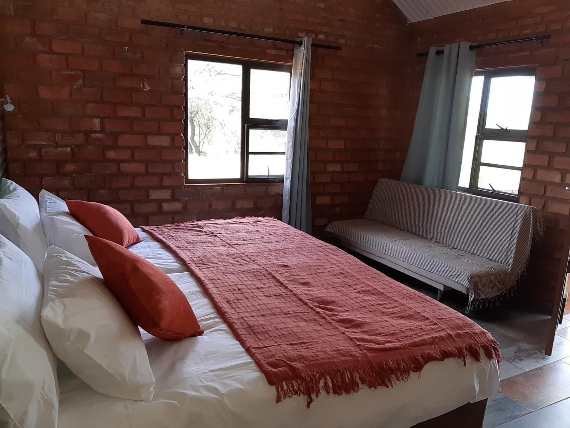 Otavi Vineyards Self-Catering & Camping Extérieur photo